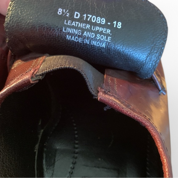 Florsheim Como Moc Toe Strap Loafers size 8.5 D 17089-18 in Black Cherry - Picture 8 of 9